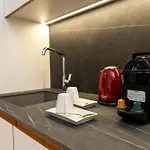 Apulia Re' & 4* Bari