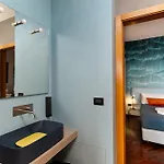 Apulia Re' & 4*