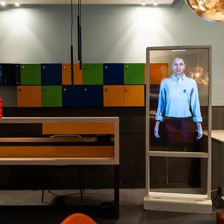 Apulia Re' & 4* Bari