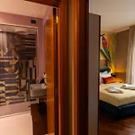 Apulia Re' & 4* Bari