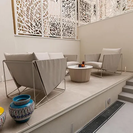 Appart hôtel Apulia Re' & 4*