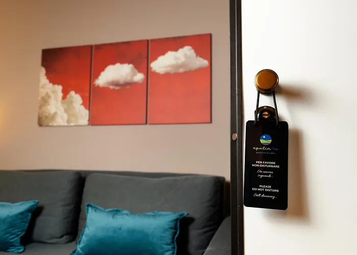 Apulia Re' & 4* Bari