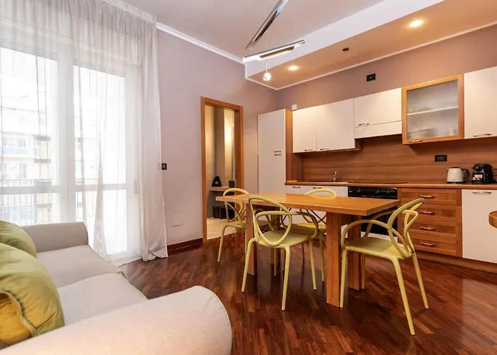 Apulia Re' & בארי